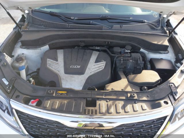 Photo 9 VIN: 5XYKU4A7XFG588590 - KIA SORENTO 