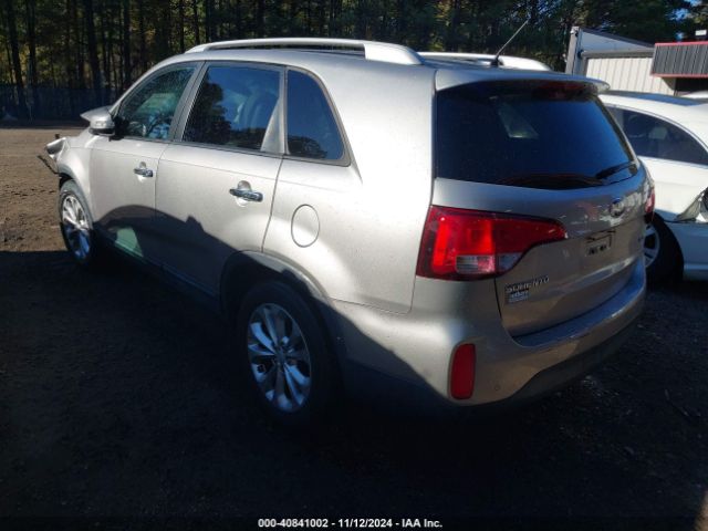 Photo 2 VIN: 5XYKU4A7XFG622821 - KIA SORENTO 