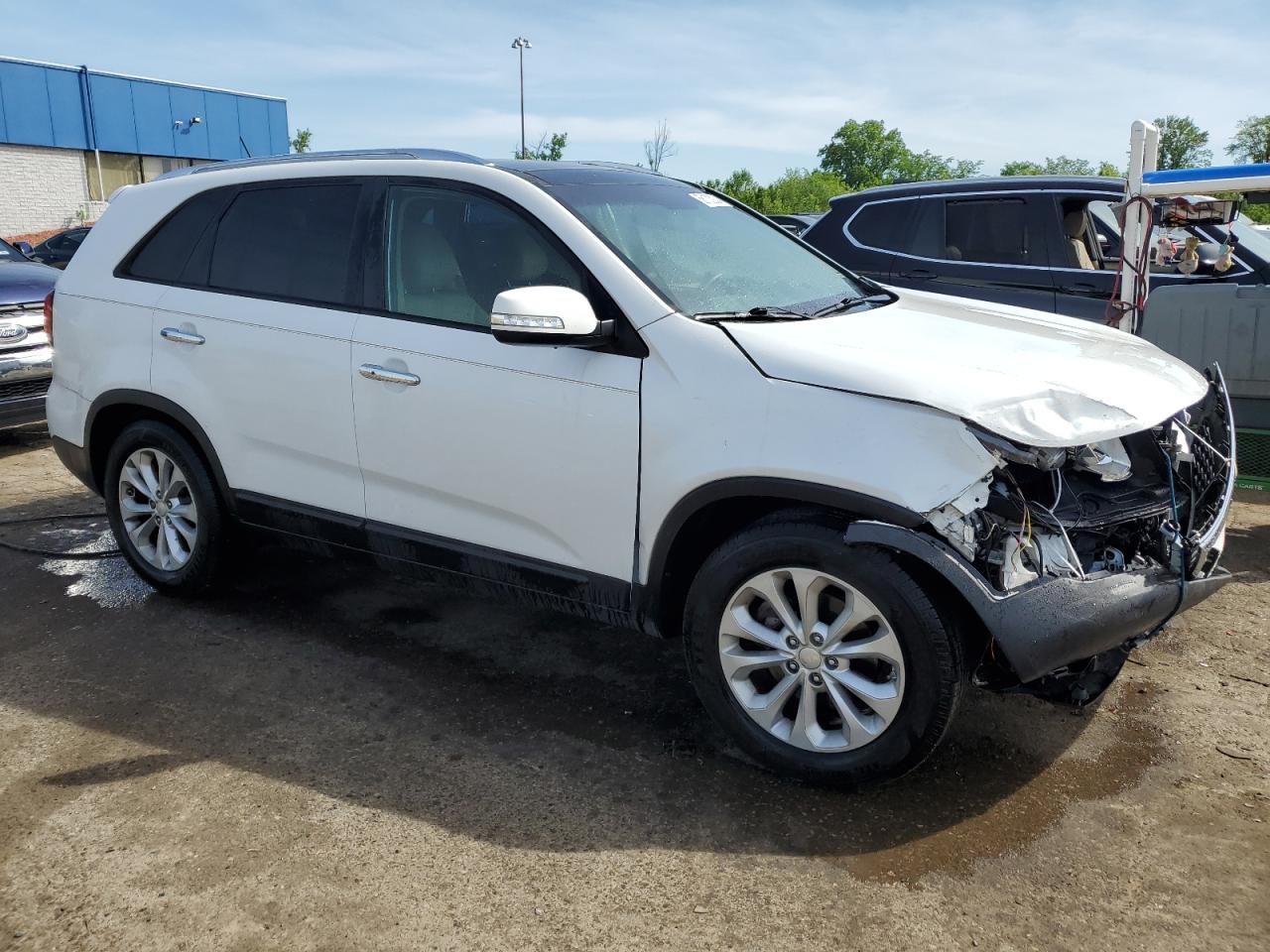 Photo 3 VIN: 5XYKU4A7XFG653079 - KIA SORENTO 