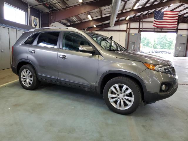 Photo 3 VIN: 5XYKUCA12BG141249 - KIA SORENTO 