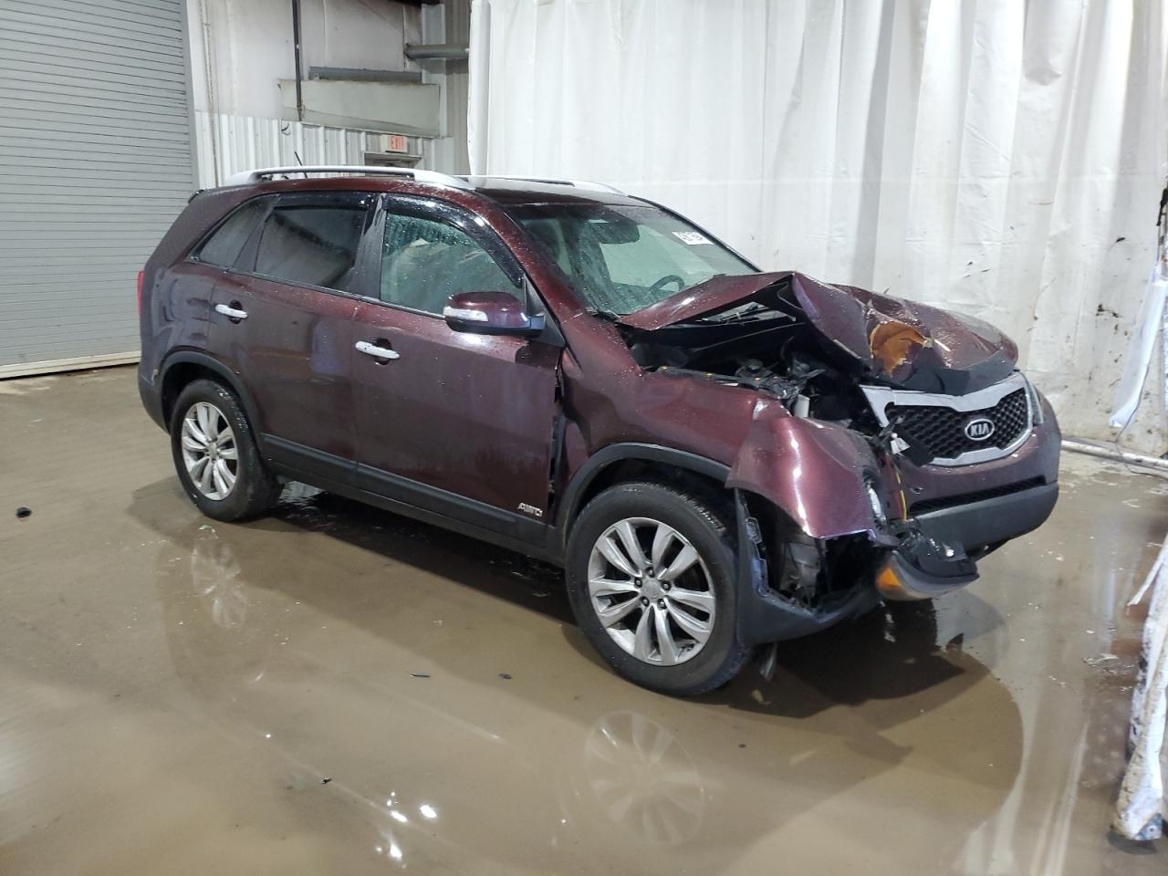 Photo 3 VIN: 5XYKUCA13BG021783 - KIA SORENTO 