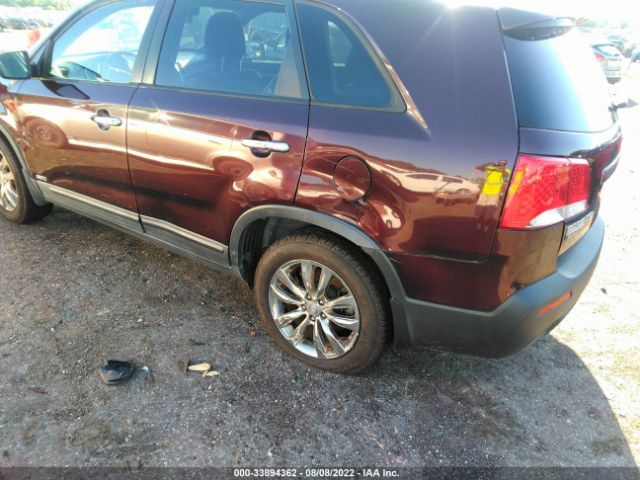 Photo 5 VIN: 5XYKUCA14BG016138 - KIA SORENTO 