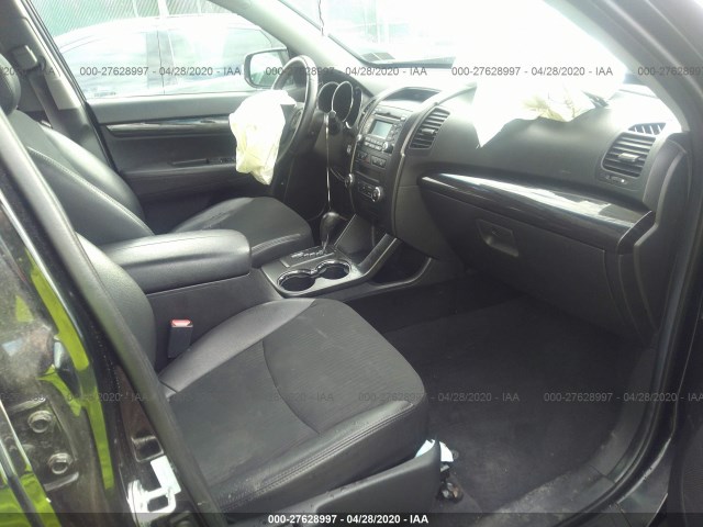 Photo 4 VIN: 5XYKUCA16BG168762 - KIA SORENTO 