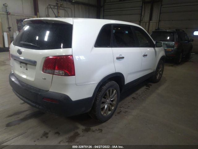 Photo 3 VIN: 5XYKUCA18BG015882 - KIA SORENTO 