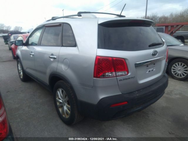 Photo 2 VIN: 5XYKUCA18BG179908 - KIA SORENTO 