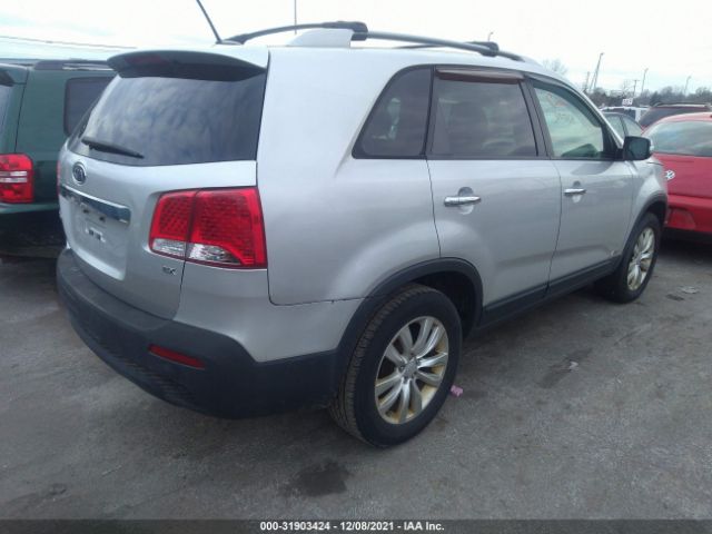 Photo 3 VIN: 5XYKUCA18BG179908 - KIA SORENTO 