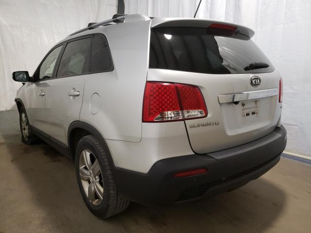 Photo 2 VIN: 5XYKUCA60DG327015 - KIA SORENTO EX 