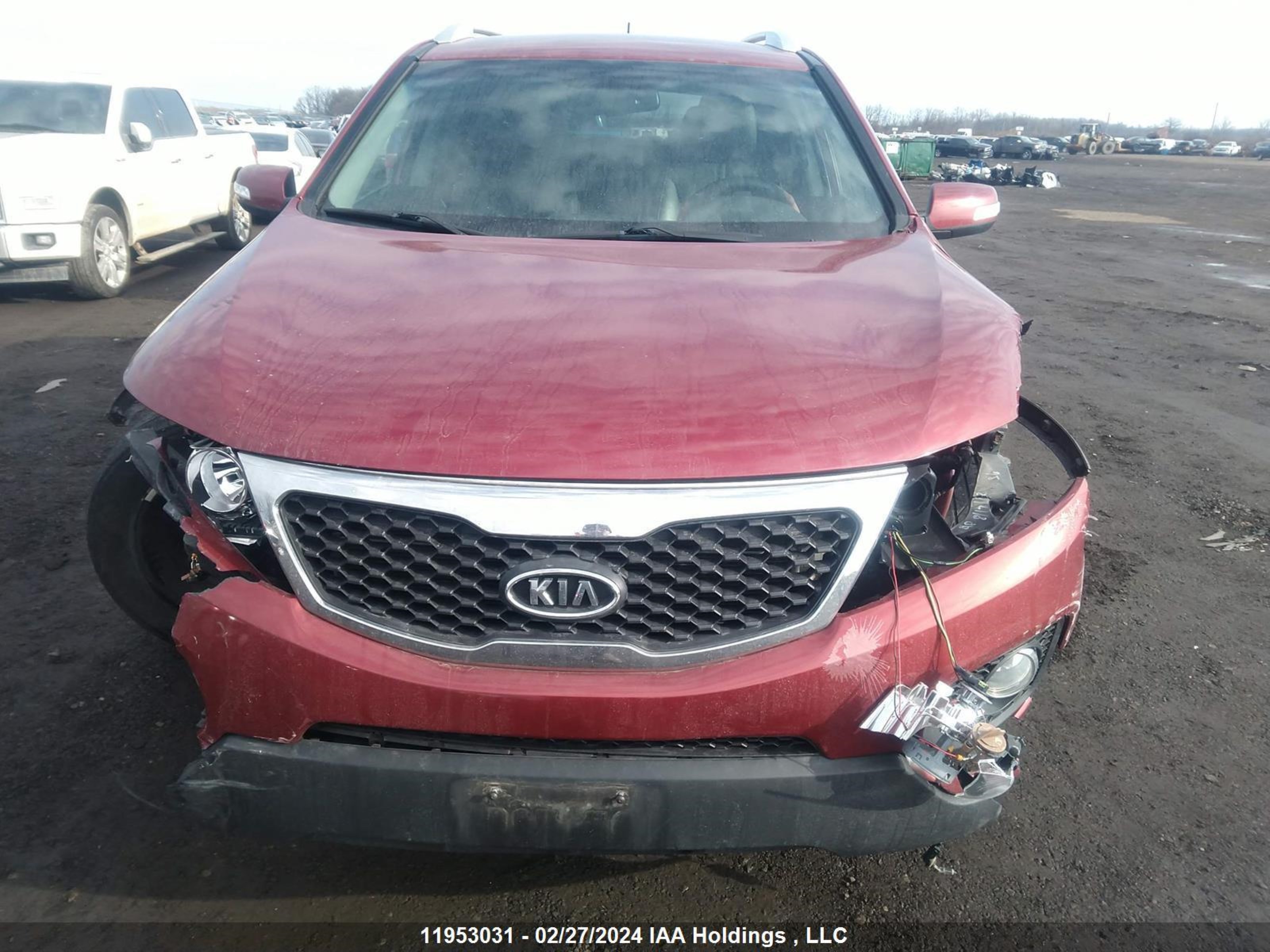 Photo 10 VIN: 5XYKUCA60DG372620 - KIA SORENTO 