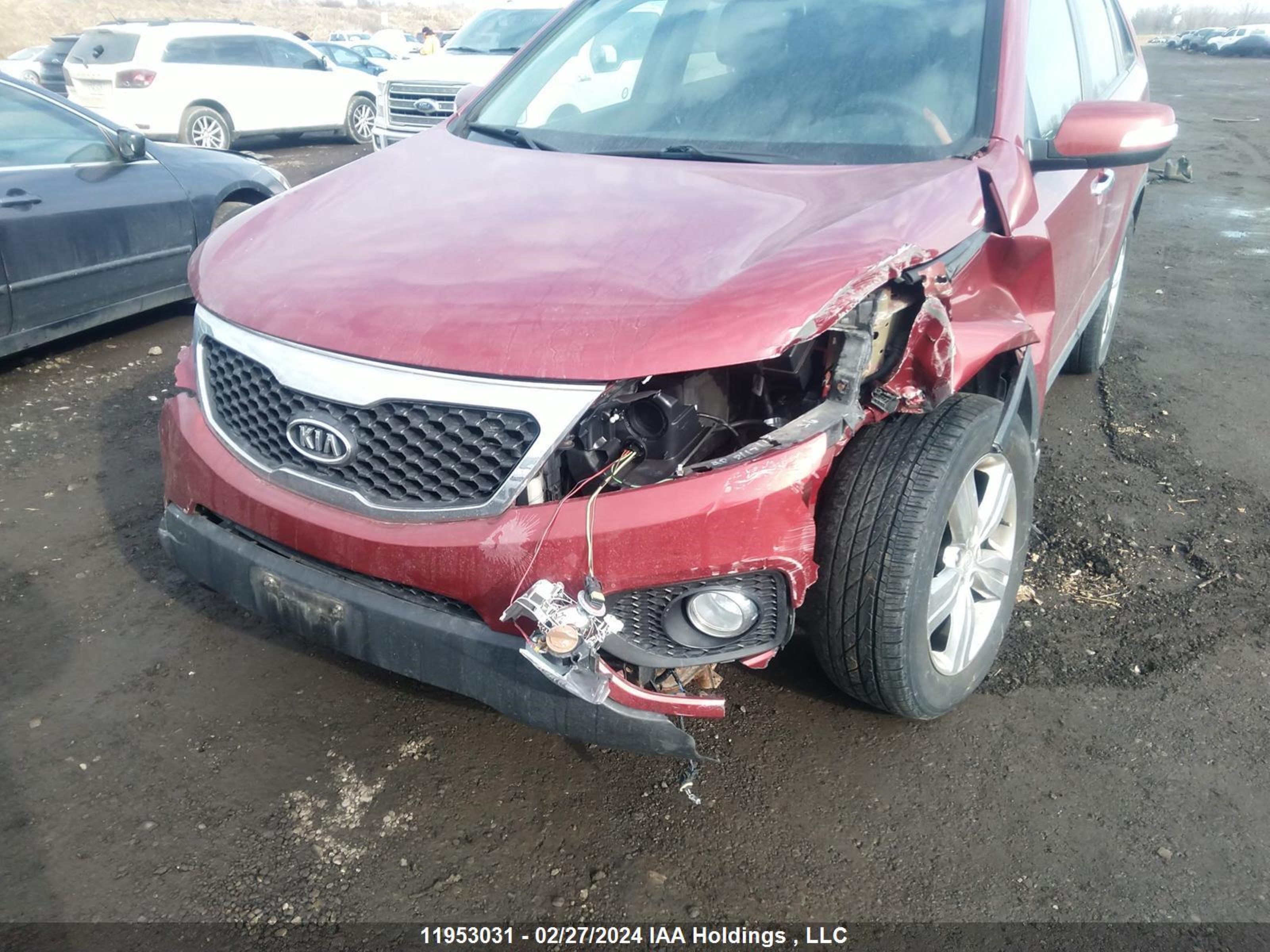 Photo 5 VIN: 5XYKUCA60DG372620 - KIA SORENTO 