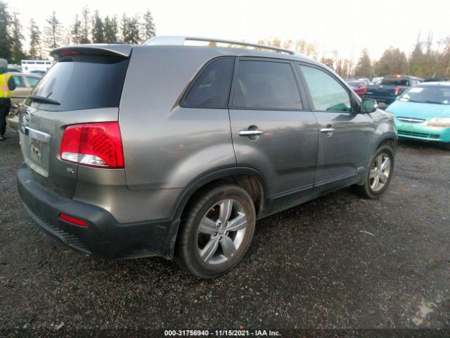 Photo 3 VIN: 5XYKUCA64DG313215 - KIA SORENTO 