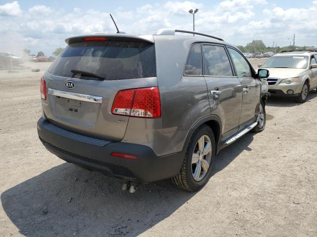 Photo 3 VIN: 5XYKUCA6XCG307031 - KIA SORENTO EX 