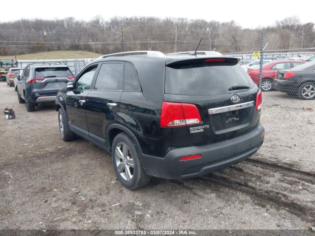 Photo 2 VIN: 5XYKUCA6XDG315289 - KIA SORENTO 