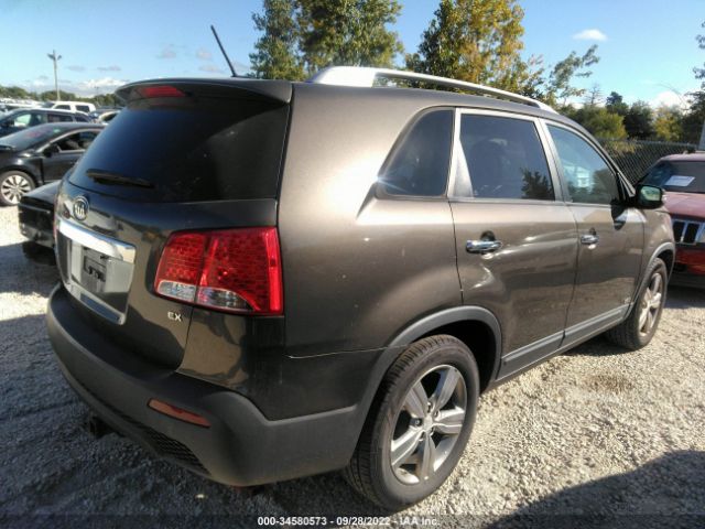 Photo 3 VIN: 5XYKUCA6XDG409432 - KIA SORENTO 