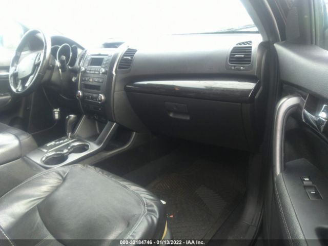 Photo 4 VIN: 5XYKUDA10BG013548 - KIA SORENTO 