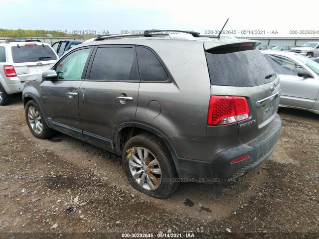 Photo 2 VIN: 5XYKUDA13BG116740 - KIA SORENTO 