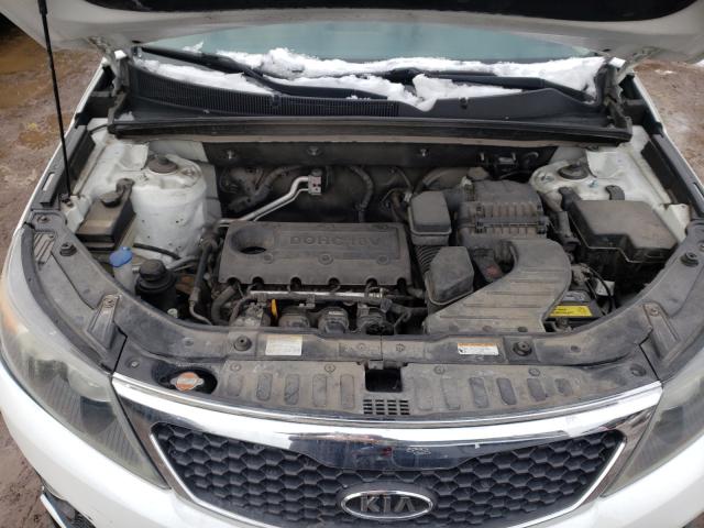 Photo 6 VIN: 5XYKUDA15BG010628 - KIA SORENTO EX 