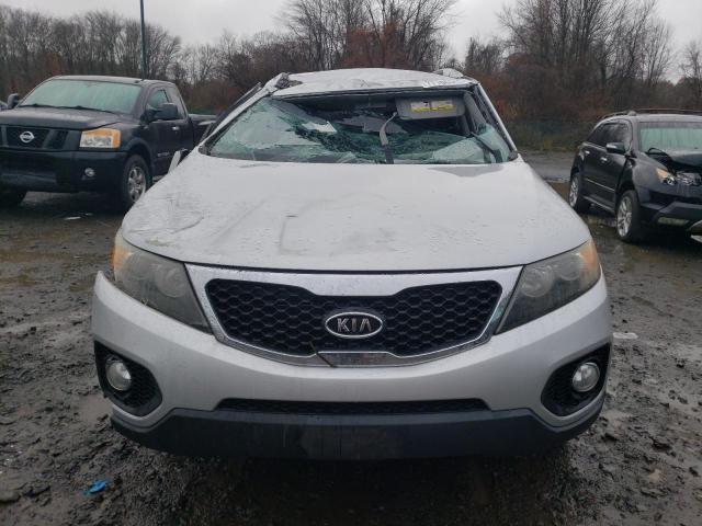 Photo 4 VIN: 5XYKUDA18BG019694 - KIA SORENTO 