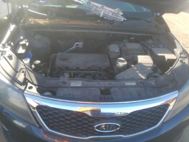 Photo 6 VIN: 5XYKUDA19BG063252 - KIA SORENTO EX 