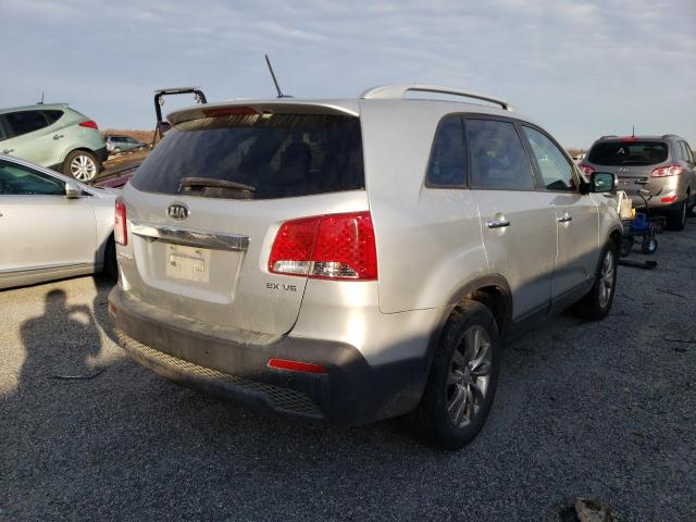 Photo 3 VIN: 5XYKUDA20BG057865 - KIA SORENTO EX 