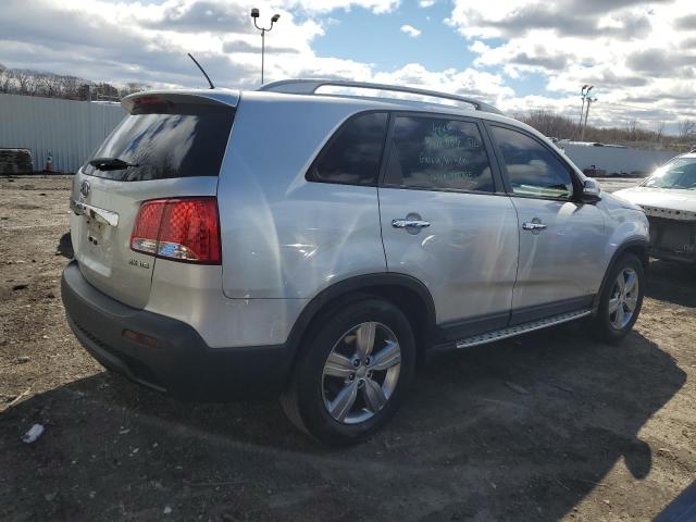 Photo 2 VIN: 5XYKUDA20CG256156 - KIA SORENTO 