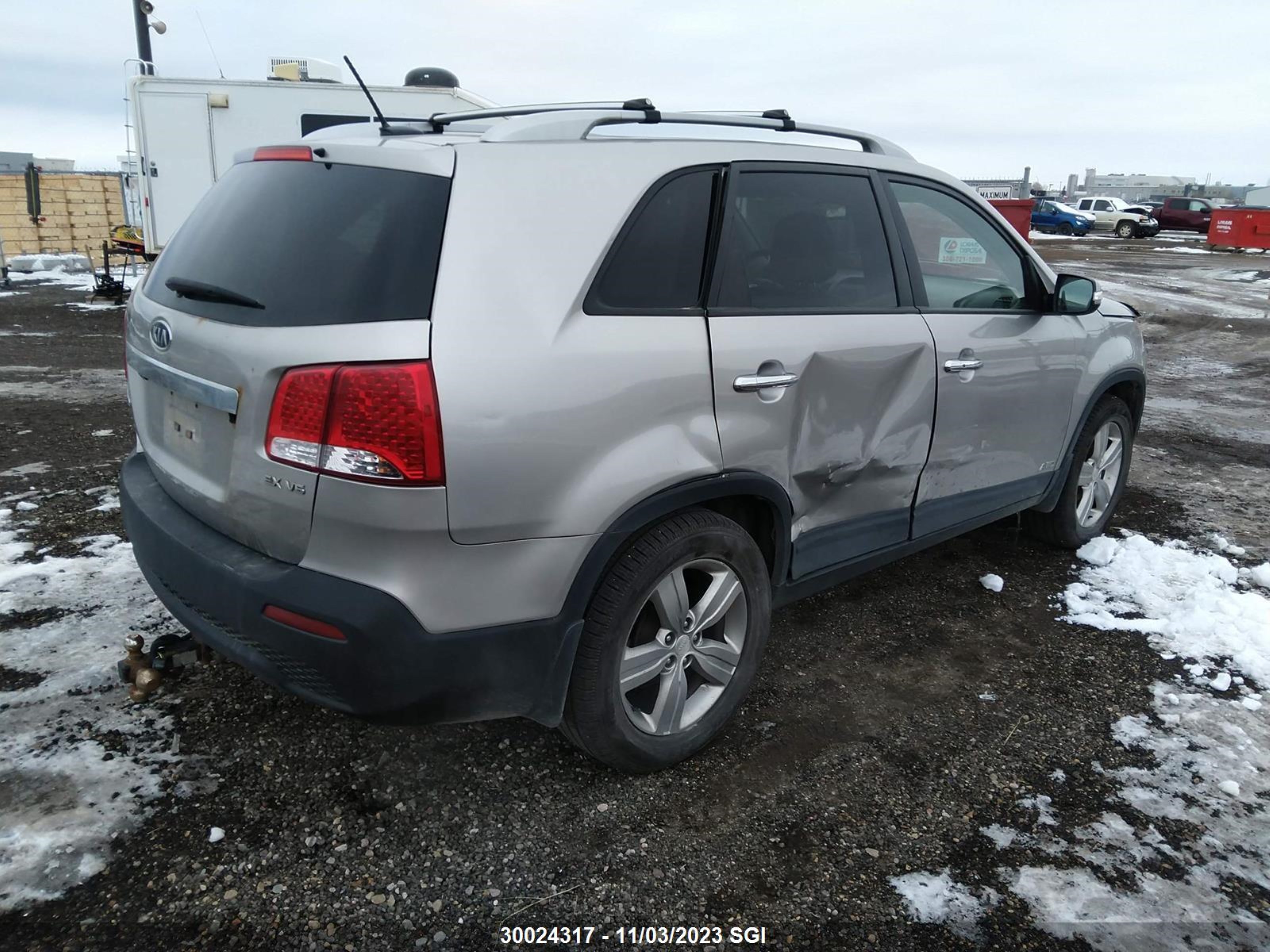 Photo 3 VIN: 5XYKUDA20DG371731 - KIA SORENTO 