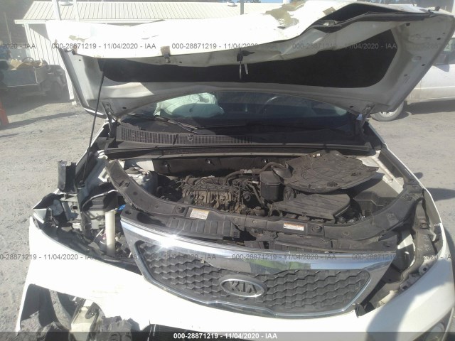 Photo 9 VIN: 5XYKUDA21BG088462 - KIA SORENTO 