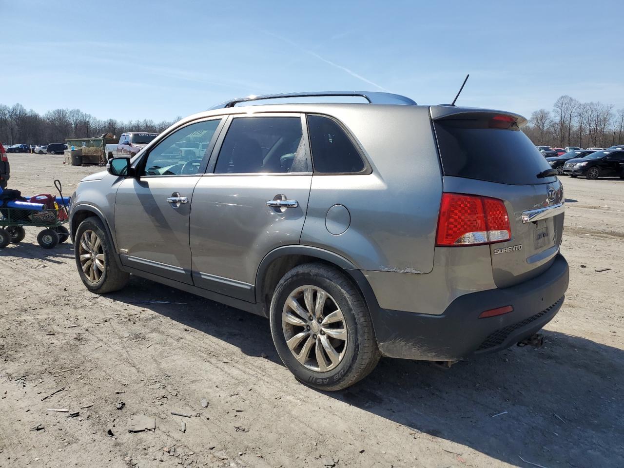 Photo 1 VIN: 5XYKUDA21BG147770 - KIA SORENTO 