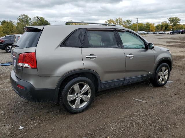 Photo 2 VIN: 5XYKUDA21DG380762 - KIA SORENTO EX 