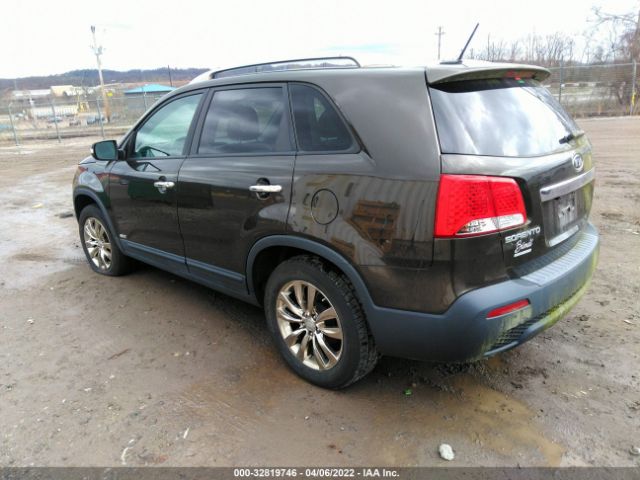 Photo 2 VIN: 5XYKUDA22BG152024 - KIA SORENTO 