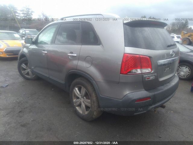 Photo 2 VIN: 5XYKUDA23BG002424 - KIA SORENTO 