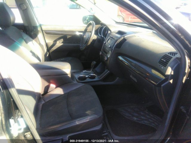 Photo 4 VIN: 5XYKUDA23BG034466 - KIA SORENTO 