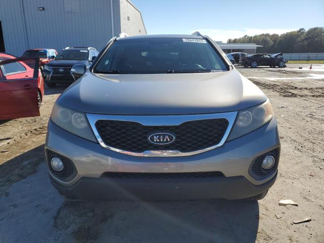 Photo 4 VIN: 5XYKUDA23BG095638 - KIA SORENTO 