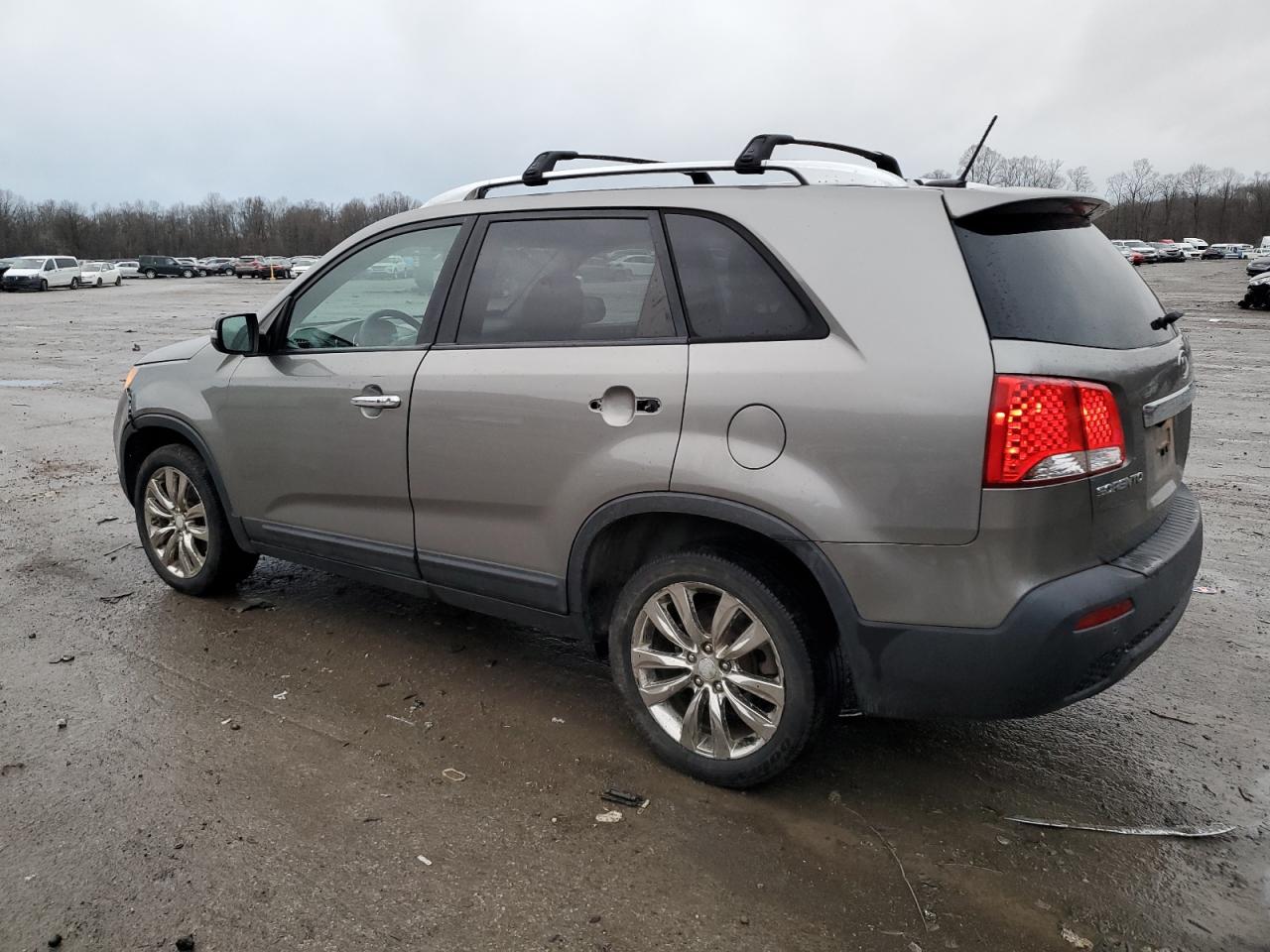 Photo 1 VIN: 5XYKUDA23BG151836 - KIA SORENTO 