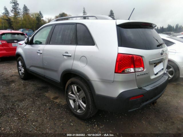 Photo 2 VIN: 5XYKUDA23DG392363 - KIA SORENTO 