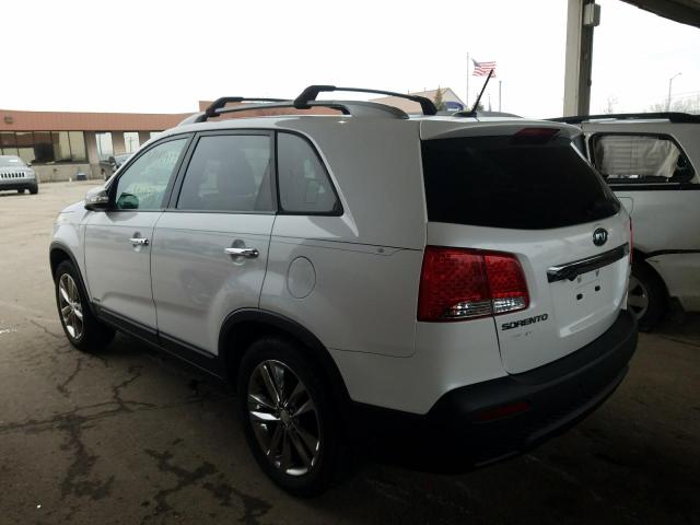 Photo 2 VIN: 5XYKUDA25BG031973 - KIA SORENTO EX 