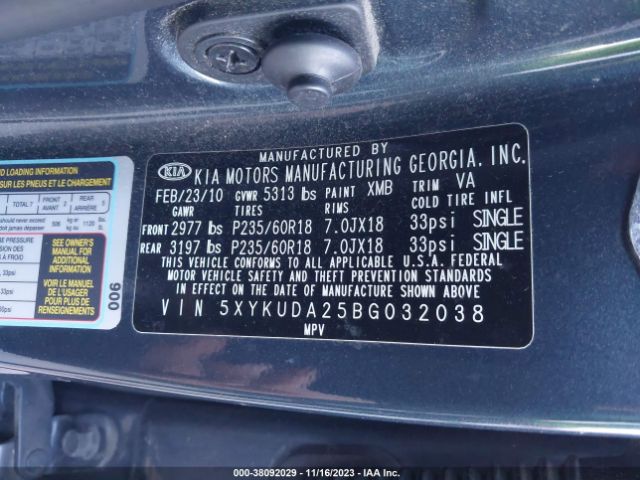 Photo 8 VIN: 5XYKUDA25BG032038 - KIA SORENTO 