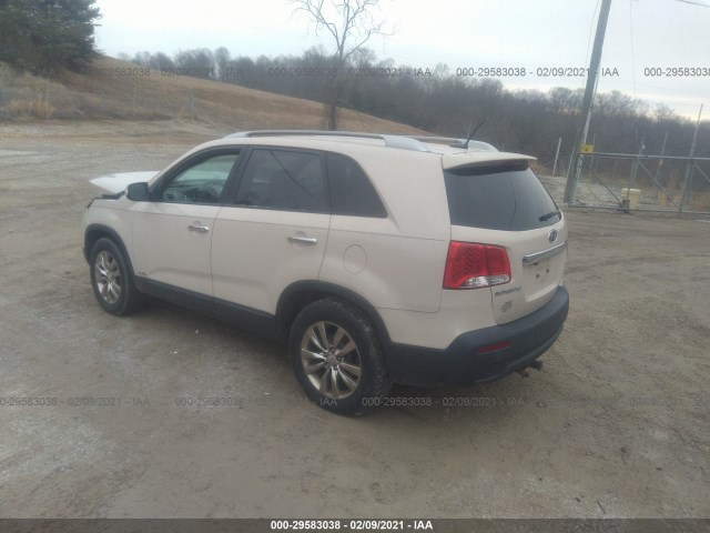 Photo 2 VIN: 5XYKUDA25BG044738 - KIA SORENTO 