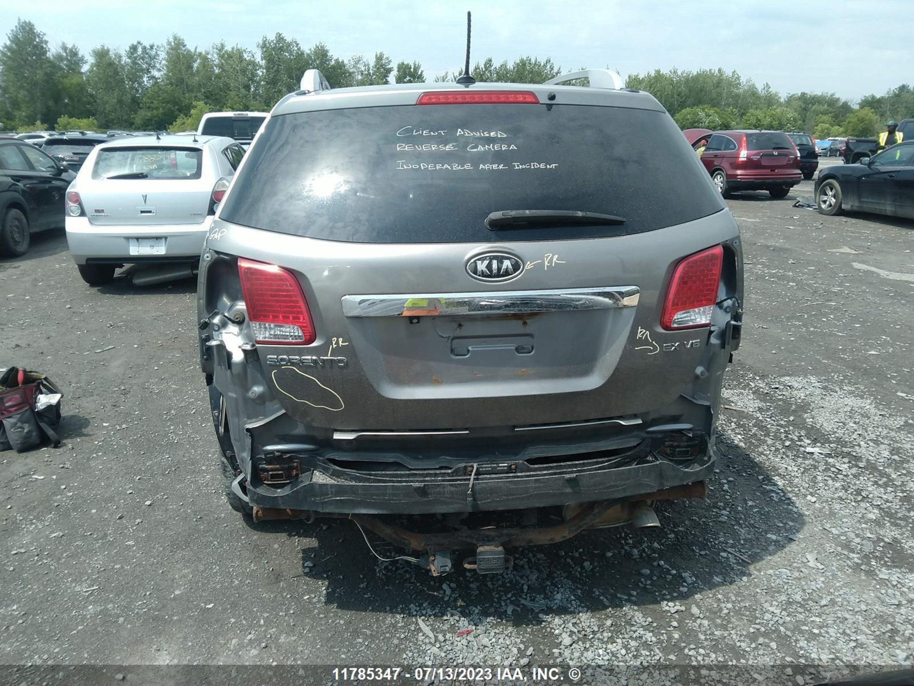 Photo 5 VIN: 5XYKUDA25BG067758 - KIA SORENTO 