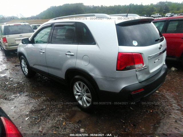 Photo 2 VIN: 5XYKUDA25BG091476 - KIA SORENTO 