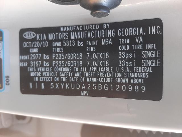 Photo 9 VIN: 5XYKUDA25BG120989 - KIA SORENTO EX 