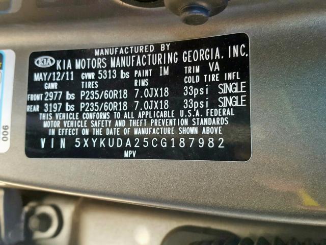 Photo 9 VIN: 5XYKUDA25CG187982 - KIA SORENTO EX 