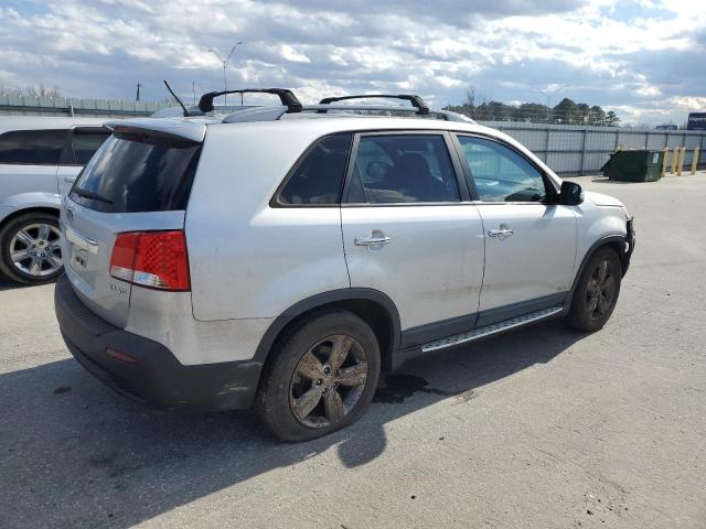 Photo 2 VIN: 5XYKUDA25CG265631 - KIA SORENTO 