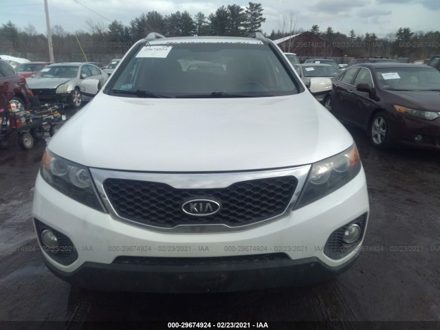 Photo 5 VIN: 5XYKUDA25CG275690 - KIA SORENTO 