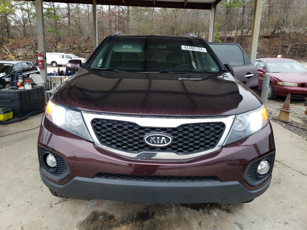 Photo 4 VIN: 5XYKUDA25CG306128 - KIA SORENTO 