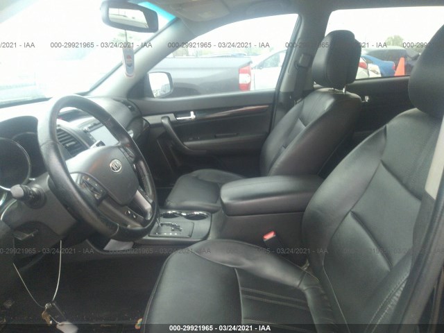 Photo 4 VIN: 5XYKUDA25DG352642 - KIA SORENTO 