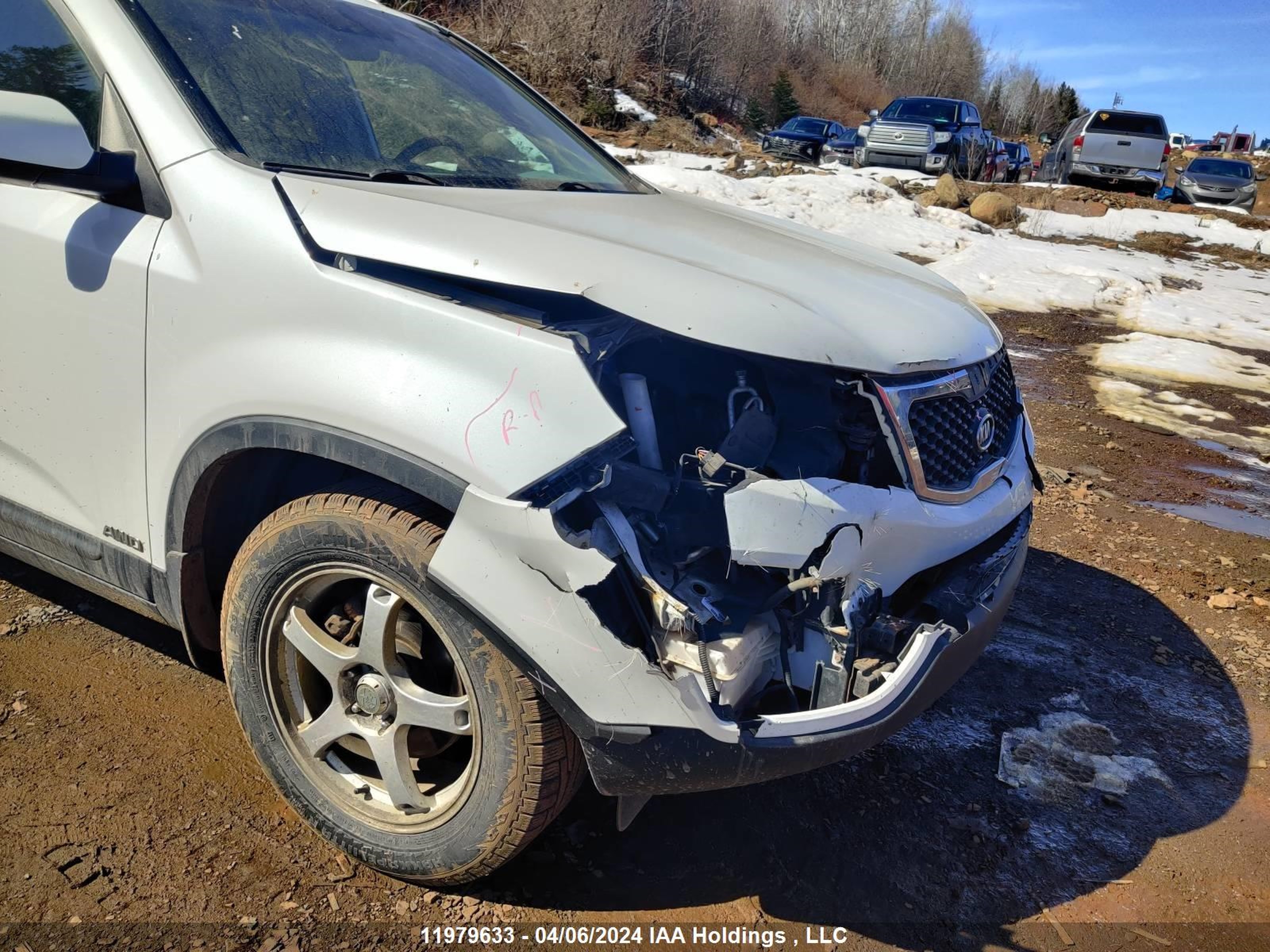 Photo 6 VIN: 5XYKUDA27CG237667 - KIA SORENTO 