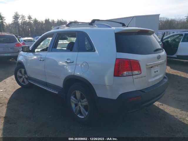 Photo 2 VIN: 5XYKUDA27CG244683 - KIA SORENTO 