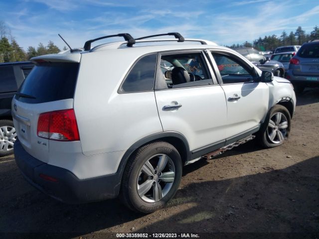 Photo 3 VIN: 5XYKUDA27CG244683 - KIA SORENTO 