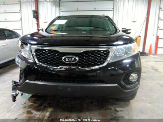 Photo 5 VIN: 5XYKUDA27CG269504 - KIA SORENTO 