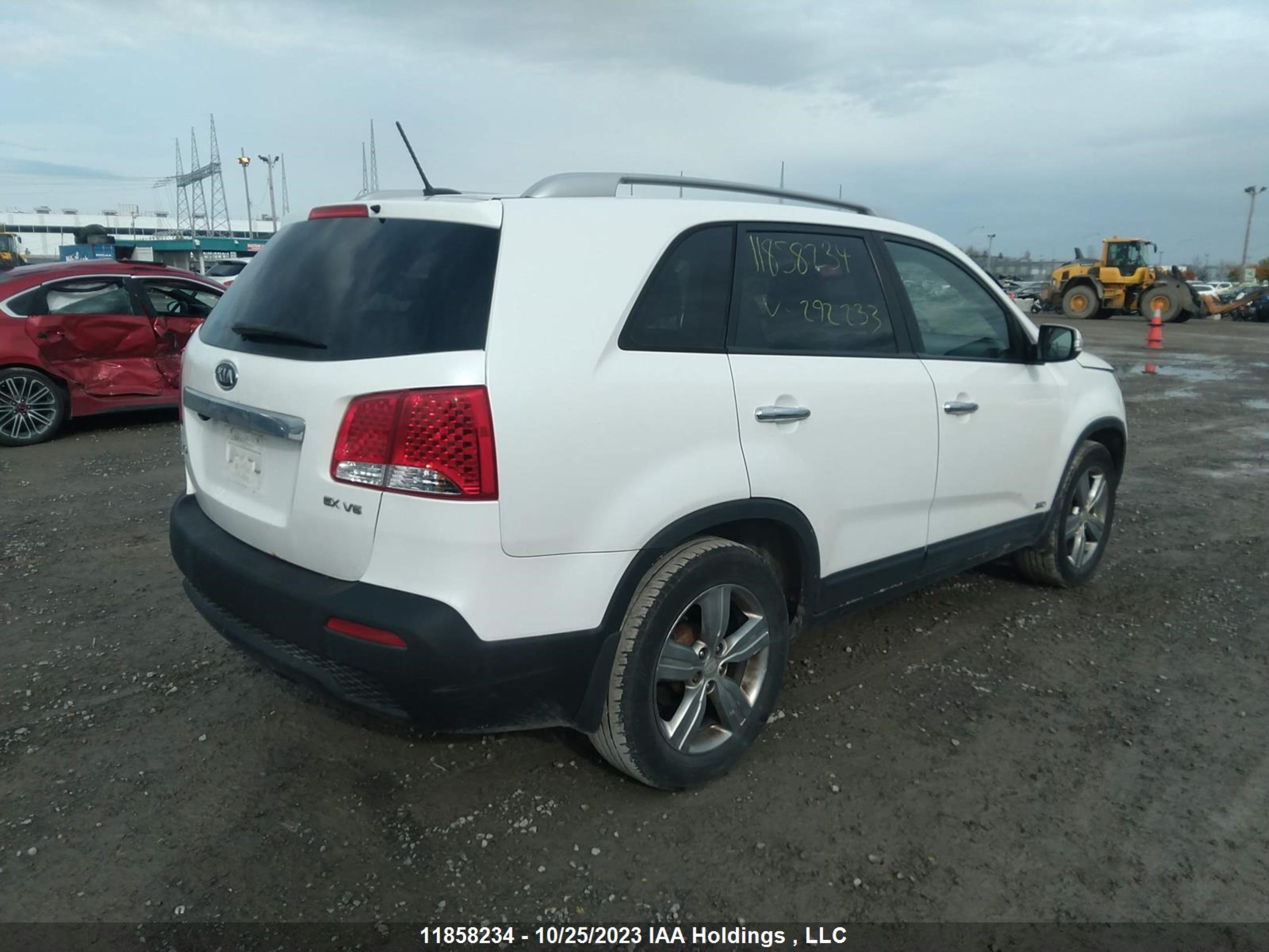 Photo 3 VIN: 5XYKUDA27CG292233 - KIA SORENTO 